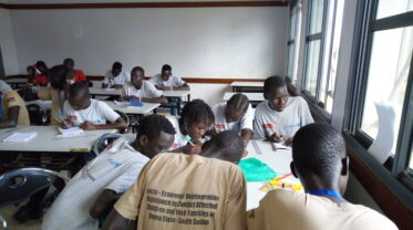 Rechenunterricht bei der Berufsaubildung in Juba, Südsudan